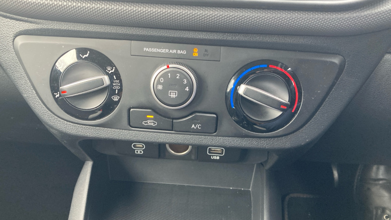 Hyundai i10 1.0 [63] Advance 5dr Auto [Nav] Petrol Hatchback